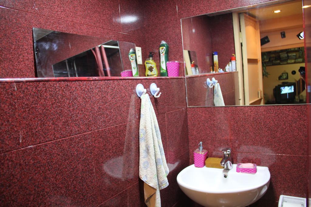 Hostel Retro Batumi Cameră foto